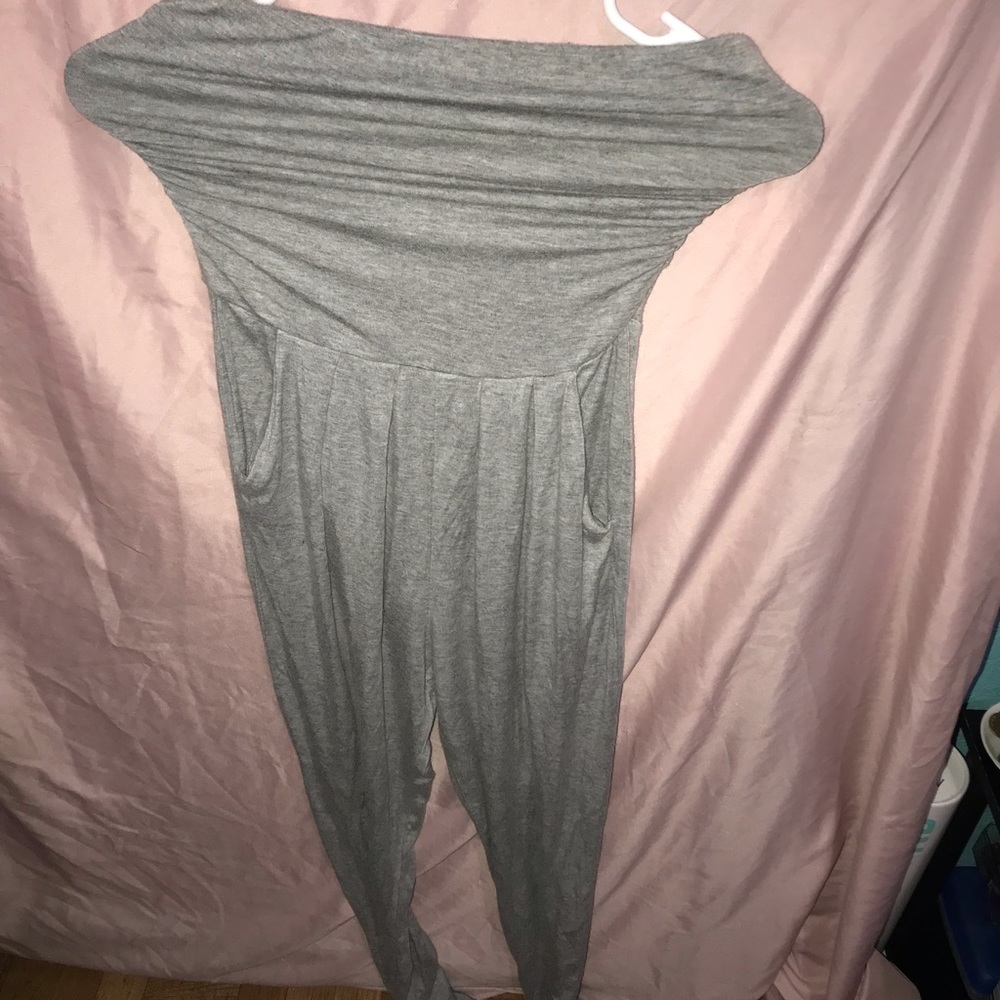 Jumpsuit in very good condition . Size small . Worn once